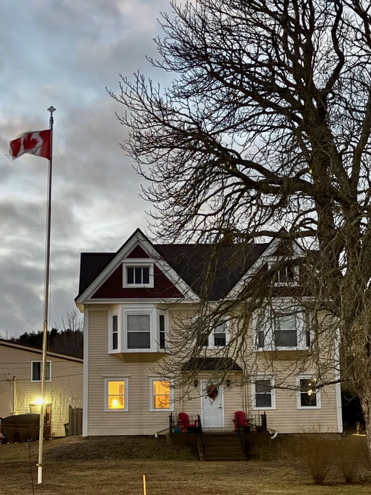 House where Ruth Harris was born in Mahone Bay, Nova Scotia